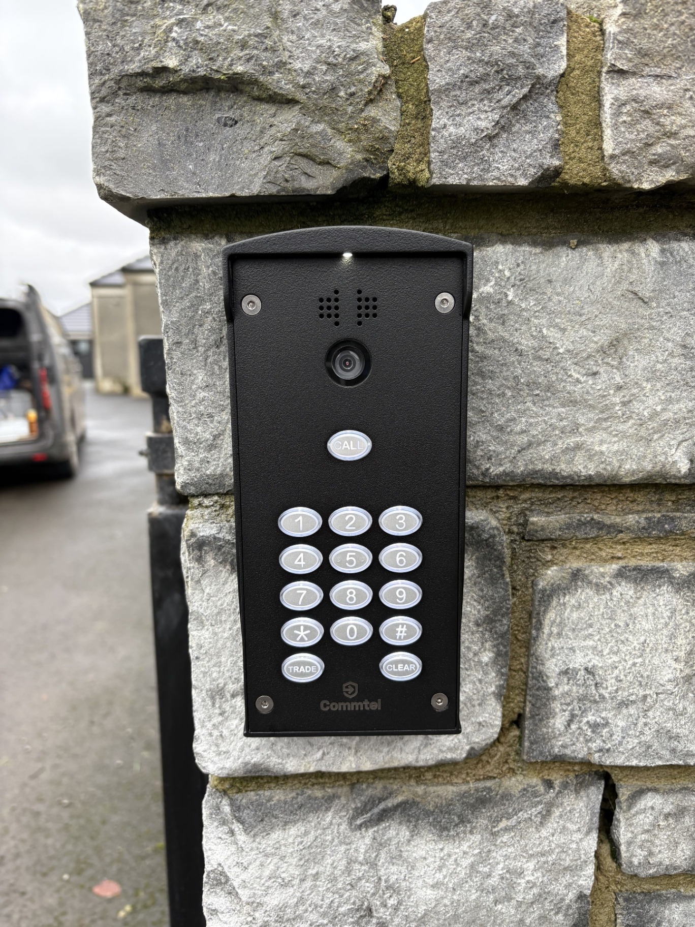 Commtel keypad entry system